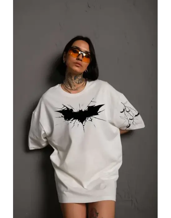 Omarı Ön ve Kol Baskılı Oversize T-shirt - Beyaz
