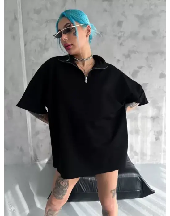 Omarı Siyah Yarım Fermuarlı Unisex Basic T-Shirt
