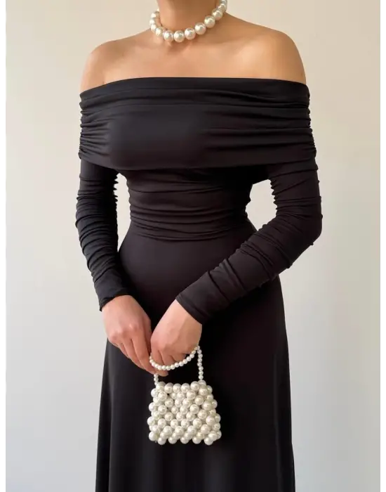 Omarı Zarafetin Simgesi Straplez Elbise