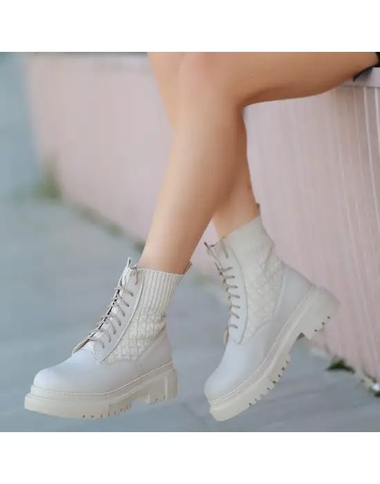 Omarı Şık Bej Cilt Bağcıklı Bot