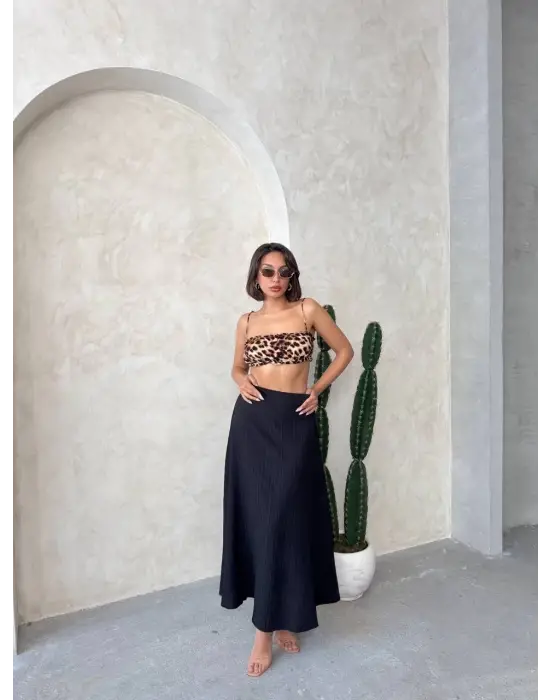 Omarı Kadife Uzun Etek - Gri renkli, astarlı, zarif tasarım