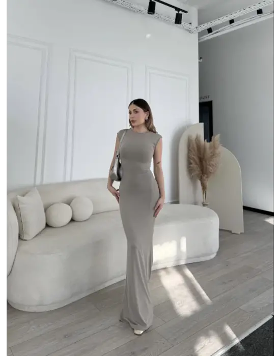 Omarı Şık Gri Likralı Uzun Elbise