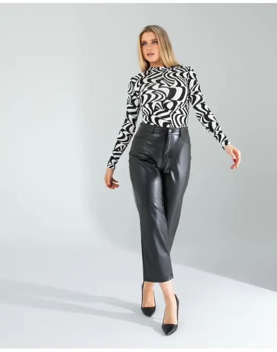 Omarı Şık ve Rahat Uzun Kollu Body