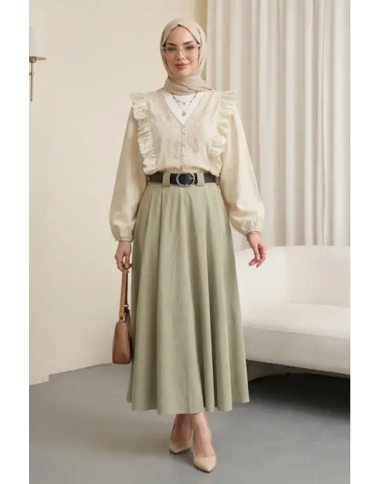 V Yaka Dantel Detaylı Nakışlı Balon Kol Keten Gömlek -Bej