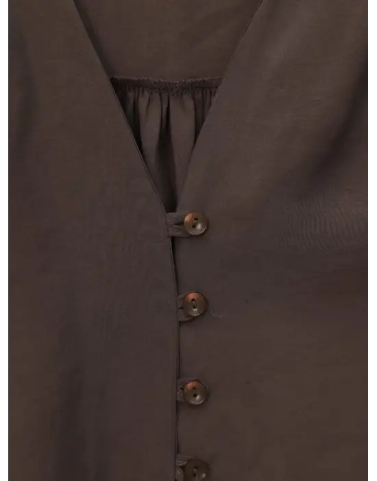 V Yaka Düğmeli Arkası Uzun Gömlek -Kahve