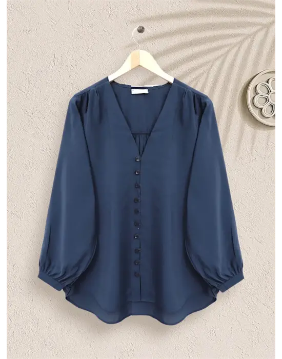 V Yaka Düğmeli Arkası Uzun Gömlek -Laci