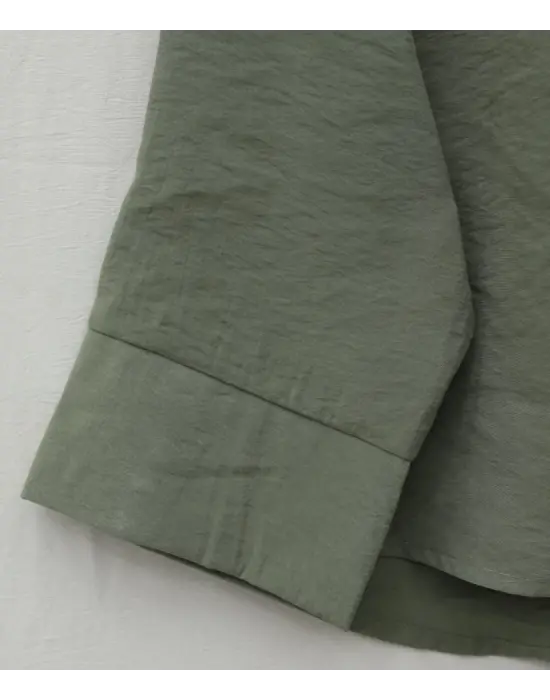 V Yaka Düğmeli Yarım Kol Modal Gömlek -Haki