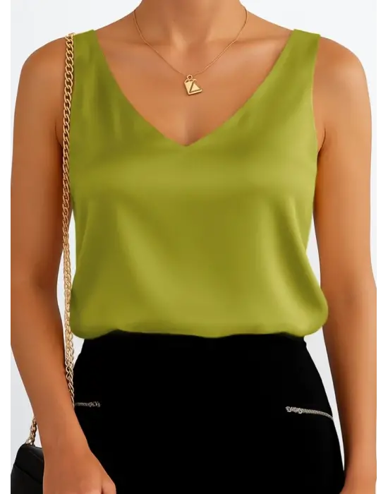V Yaka Sıfır Kol Saten Bluz -Yağ Yeşili