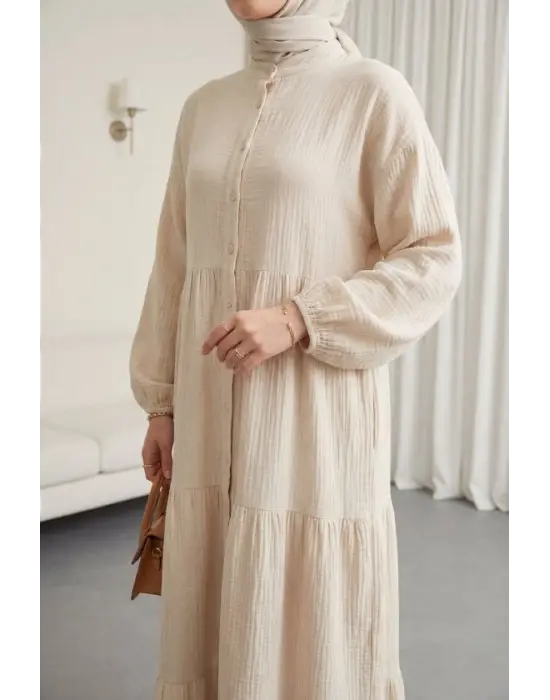 V Yaka Yarım Düğmeli Kolu Lastikli Parçalı Müslin Elbise -Taş