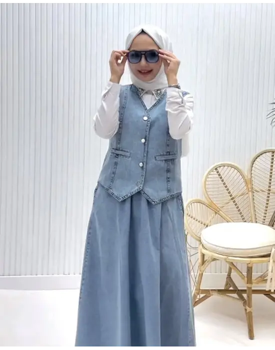 Buz Mavi V Yaka Yelekli Etekli Kot Takım