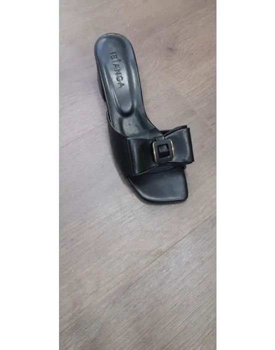 Omarı Şık Siyah Topuklu Terlik