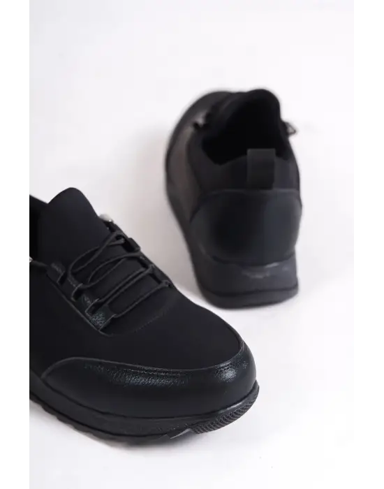 Şık Lastikli Babet Ayakkabı - Siyah