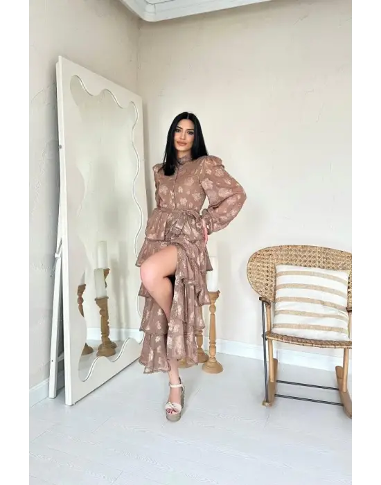 Omarı Vizon Renkli Kat Kat Elbise