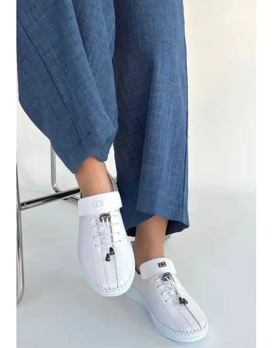 Warte Beyaz Cilt Bağcıklı Spor Ayakkabı