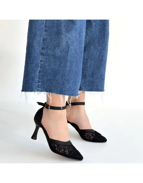 Weja Siyah Cilt Tül Detaylı Simli Topuklu Ayakkabı