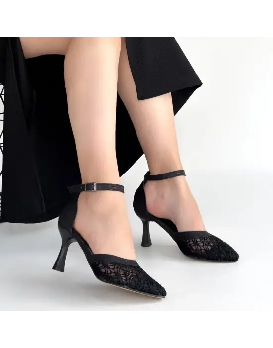 Weja Siyah Cilt Tül Detaylı Topuklu Ayakkabı