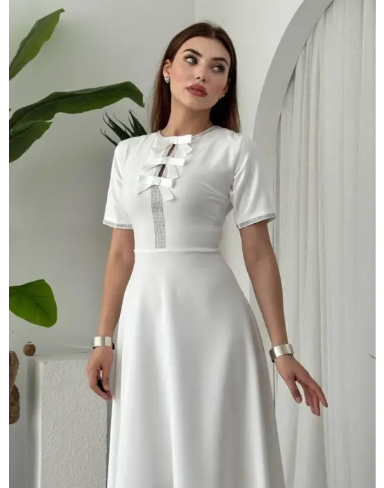 Wera Taşlı Fiyonk Detaylı Elbise