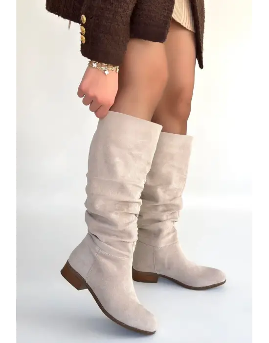 Şık Bej Süet Körüklü Topuklu Çizme