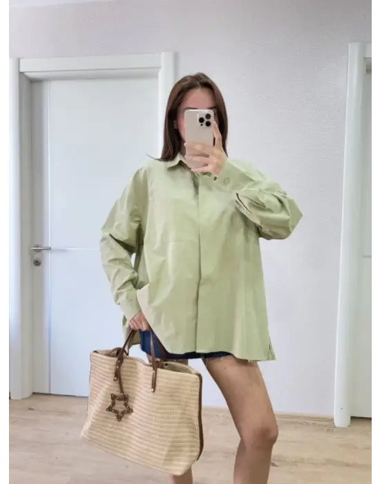 Yakalı Yandan Yırtmaçlı Gömlek - Yeşil