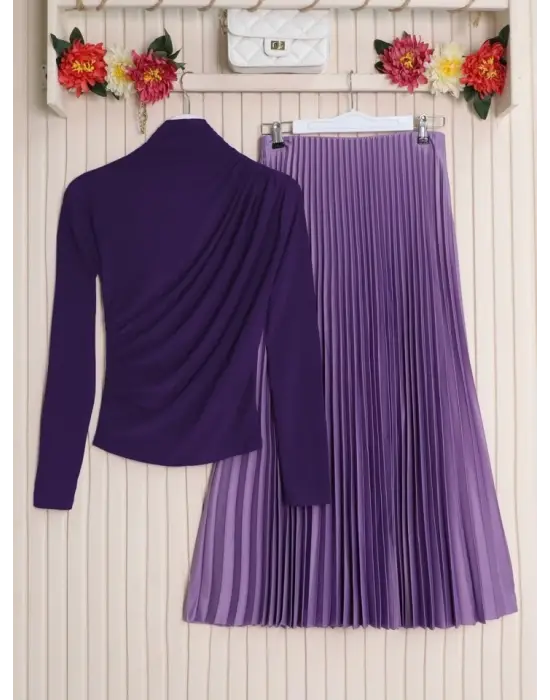 Omarı Mor Yarım Boğaz Büzgülü Bluz