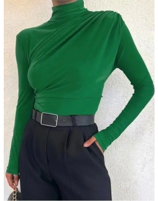 Omarı Yeşil Yarım Boğaz Büzgülü Bluz
