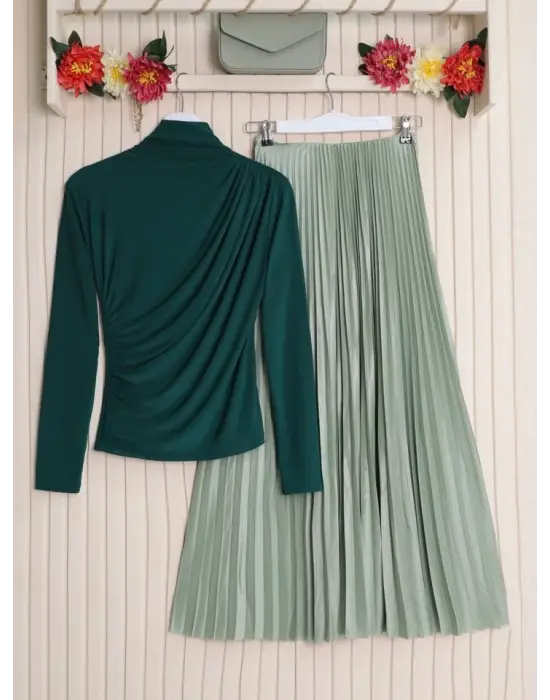 Yarım Boğaz Büzgülü Sandy Bluz -Zümrüt