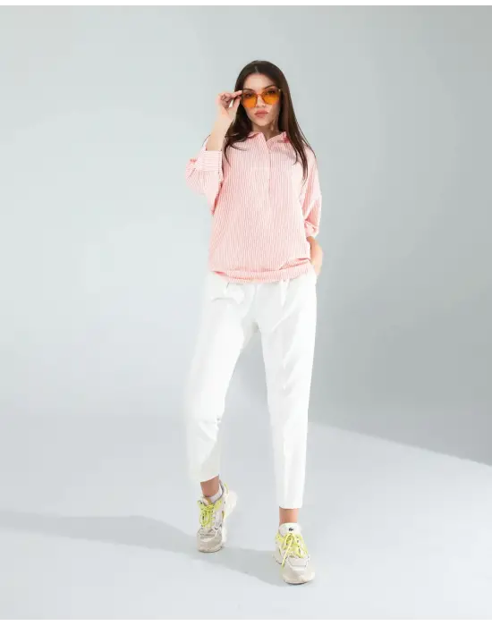 Omarı Modern Tarzda Turuncu Çizgili Gömlek