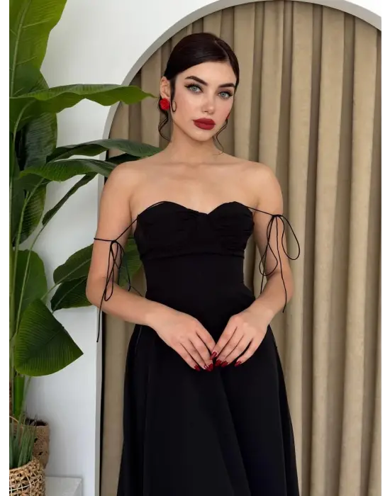 Omarı Şık İp Askılı Elbise
