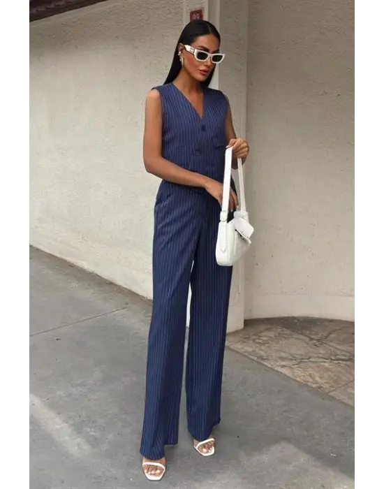 Omarı Klasik Stil Düğmeli Cep Detaylı Yelek Takımı