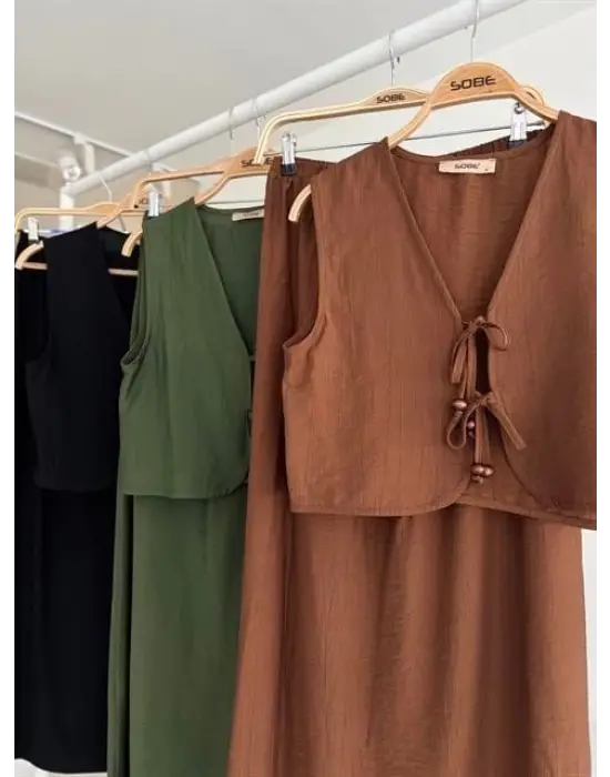 Omarı Dantel Detaylı Uzun Etekli Yelek Takımı