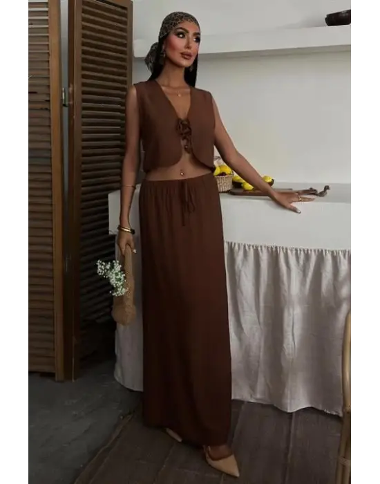 Omarı Dantel Detaylı Uzun Etekli Yelek Takımı