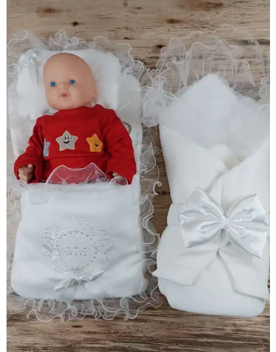 Etkileyici Bal Peteği Nakışlı Kundaklı Set