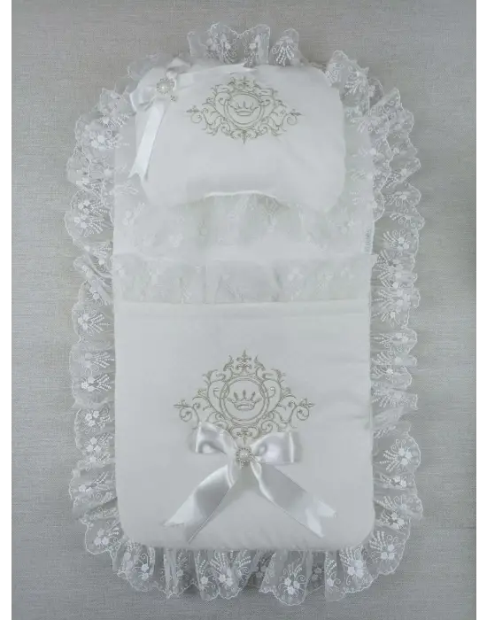 Şık Bambu Taç Nakışlı Kundaklı 3lü Alt Açma Seti Ekru