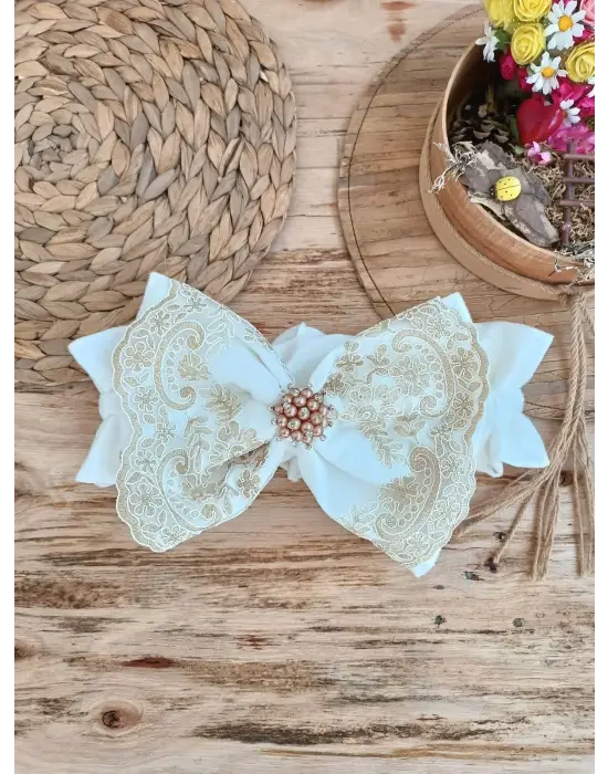 Özel Taç Nakışlı Yenidoğan Wool Bebek Battaniyesi