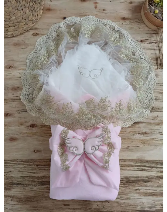 Omarı Yenidoğan Melek Kanat Fiyonklu Gold Dantel Battaniye Pembe