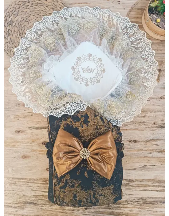 Omarı Yenidoğan Kendinden Desenli Fiyonklu Bebek Battaniyesi