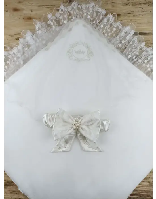 Eşsiz İpek Venüs Taç Nakışlı Delüks Kundak Bebek Battaniyesi