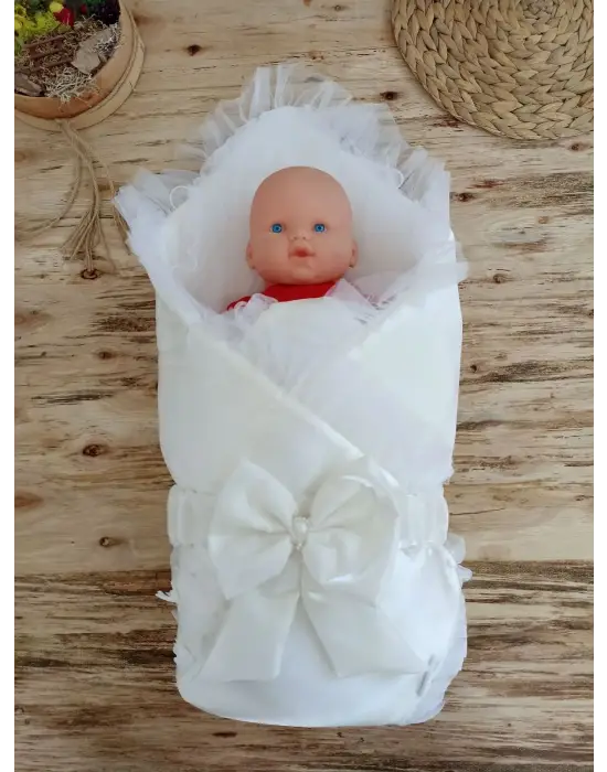 Lüks İzmir İncisi Pamuklu Kundaklı Alt Açma Seti