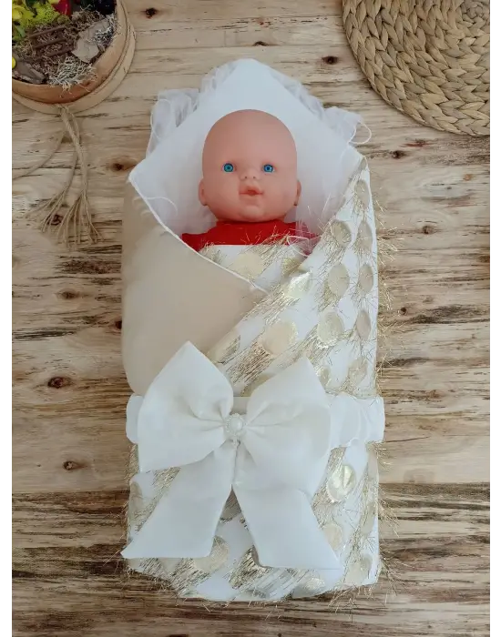 Yenidoğan İzmir İncisi Tül İşlemeli Pamuklu Fiyonklu Kundaklı Lüks 3lü Alt Açma Seti Gold