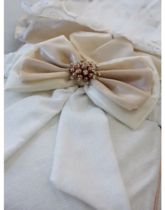 Zarif Nil Taç Nakışlı Kundak Battaniyesi