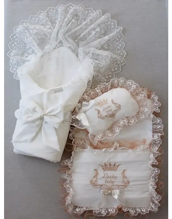 Eşsiz Nakışlı Kundaklı 3lü Set Bej