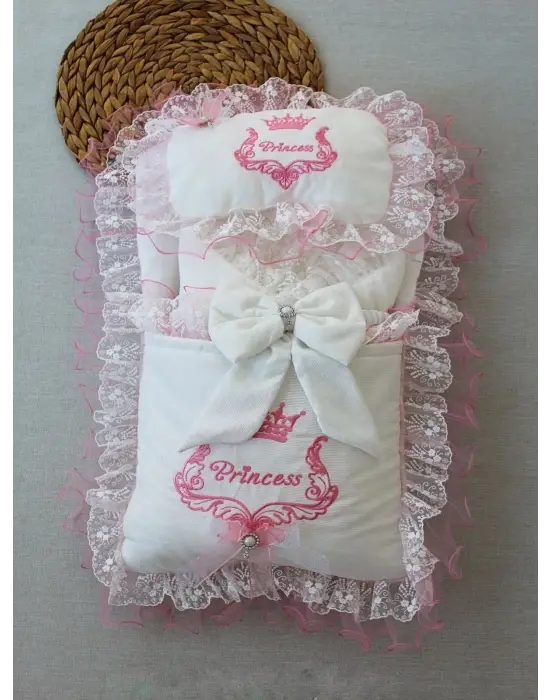 Yenidoğan Nil Taç Nakışlı Kundaklı Trilüks 3lü Alt Açma Seti Fuşya