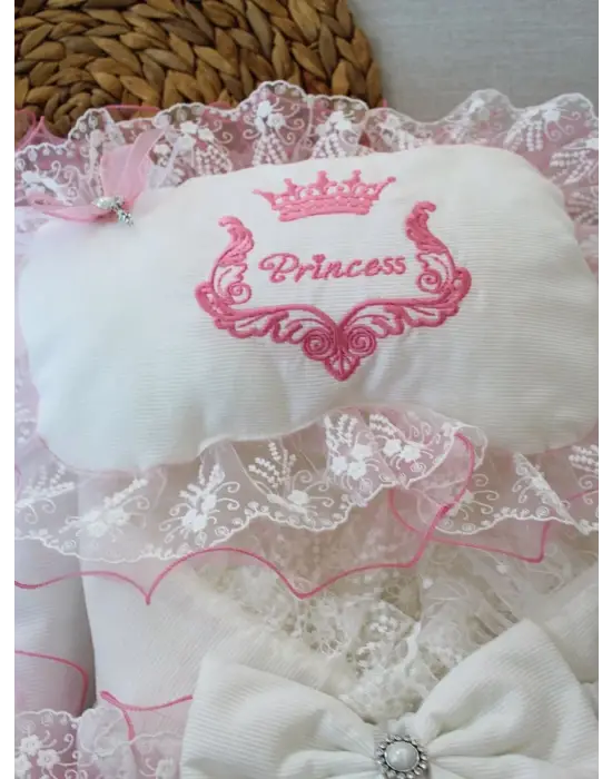 Yenidoğan Nil Taç Nakışlı Kundaklı Trilüks 3lü Alt Açma Seti Fuşya