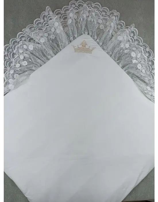 Zarif Kadife Taç Nakışlı İnci Fiyonklu Çift Dantel Duvak Bebek Battaniyesi