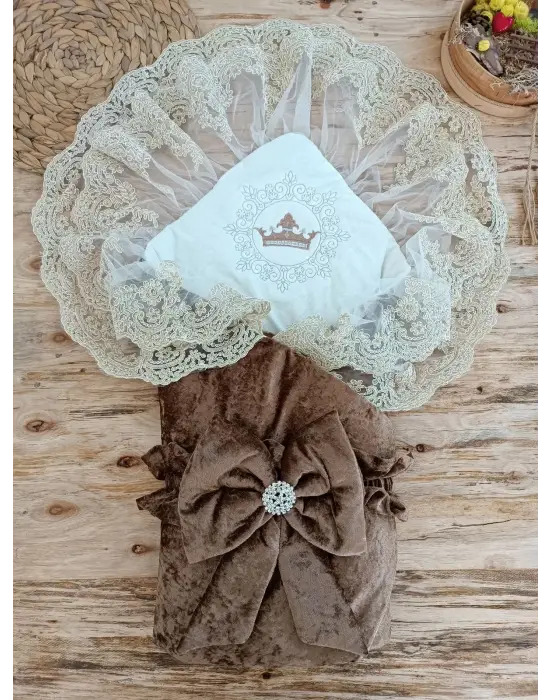 Şık İnci Fiyonklu Yenidoğan Bebek Battaniyesi