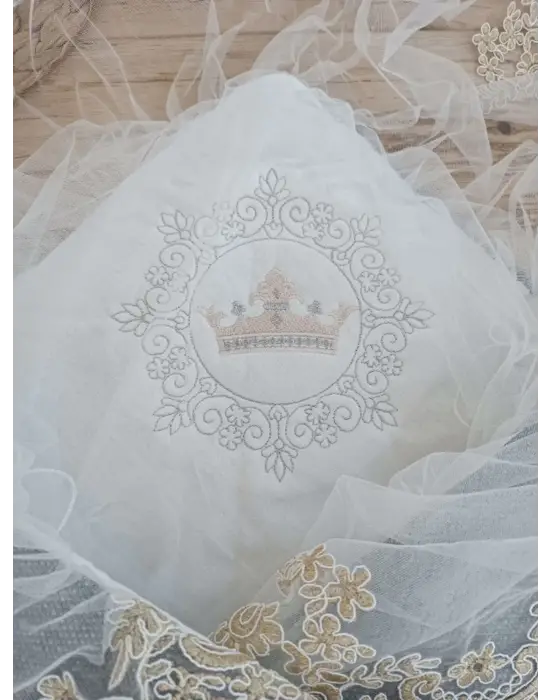 Modern Nakışlı Prizma Taş Kundak Bebek Battaniyesi