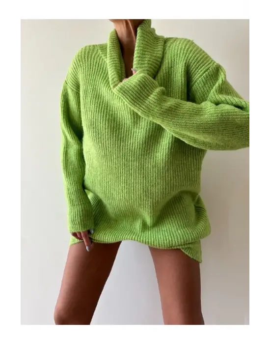 Modern Boğazlı Triko Elbise