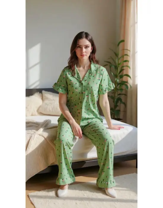 Yeşil Çiçekli Yaz Esintili Pijama Takımı 7345