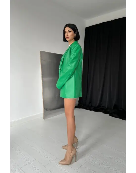 Yeşil Düğmeli Deri Ceket