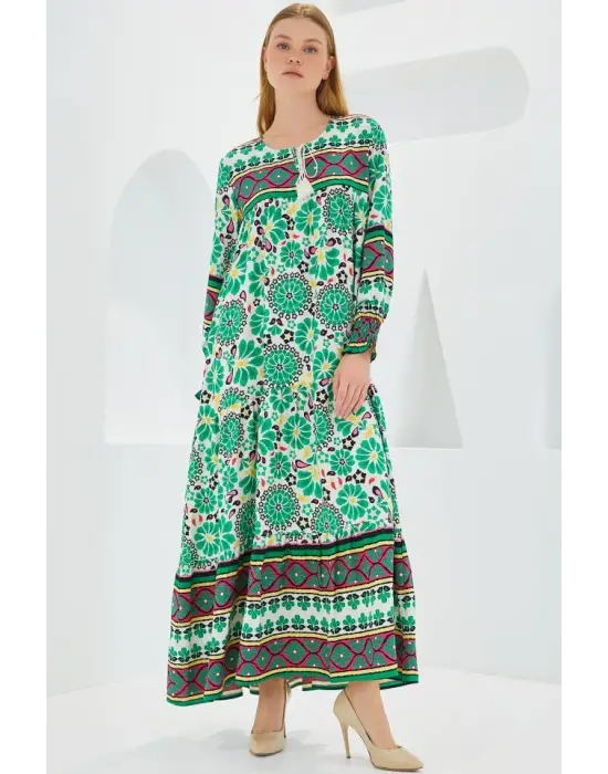 Yeşil Kırmızı Desenli Uzun Viskon Elbise 1947